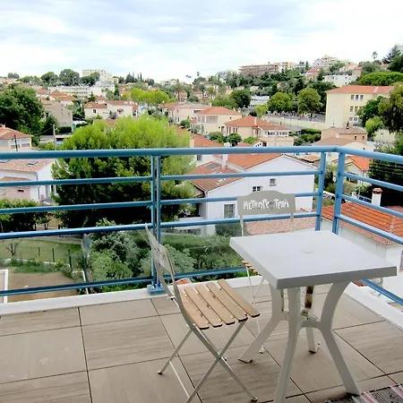 Bellevue Apartamento *